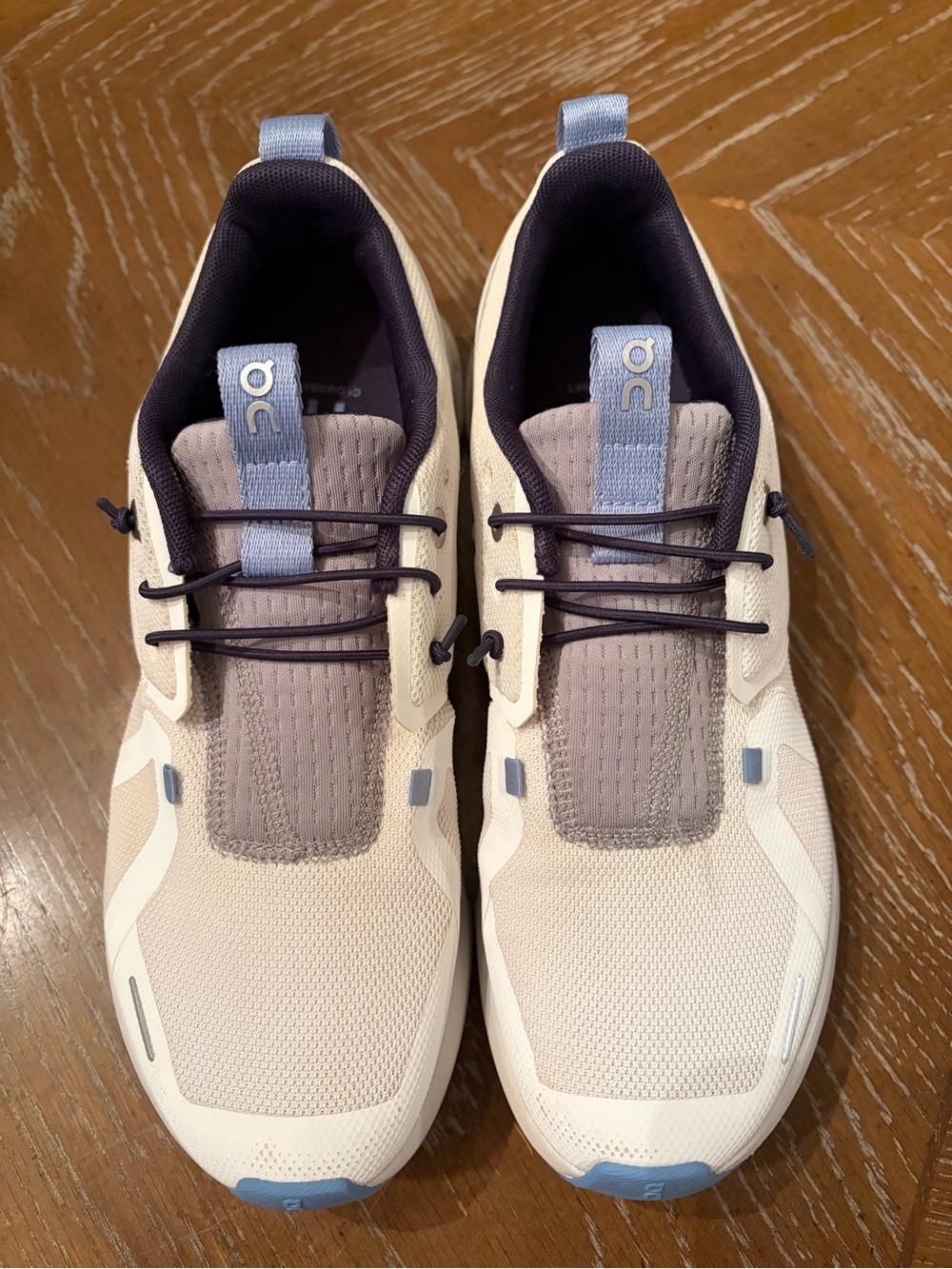 On Running Cloudsky Youth (6) Woman (7.5) Athletic Sneakers White/Blue Excellent